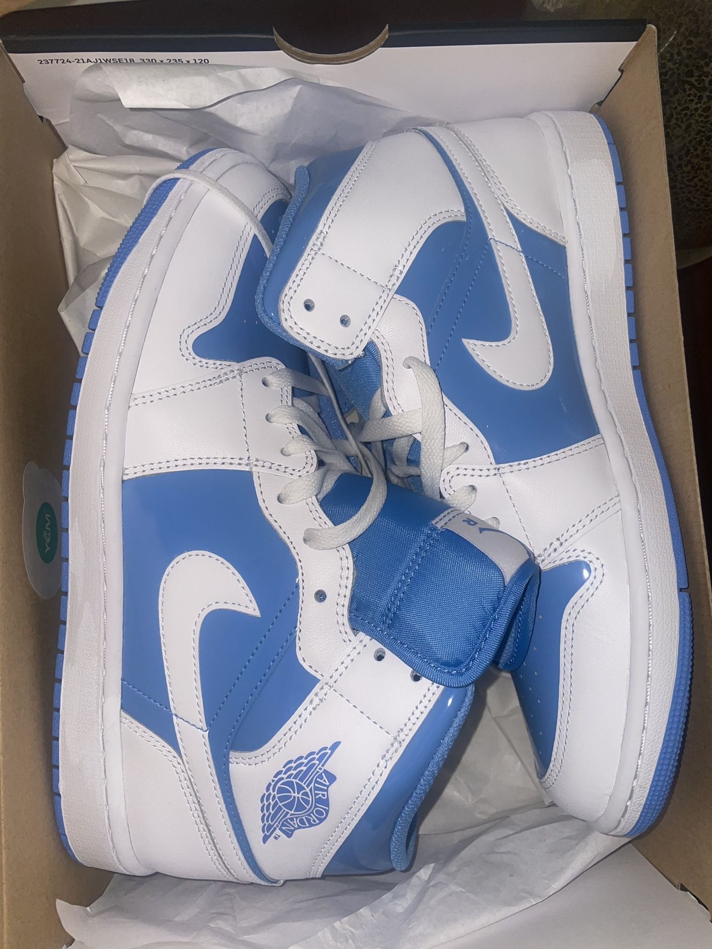 Air Jordan 1 MID SE