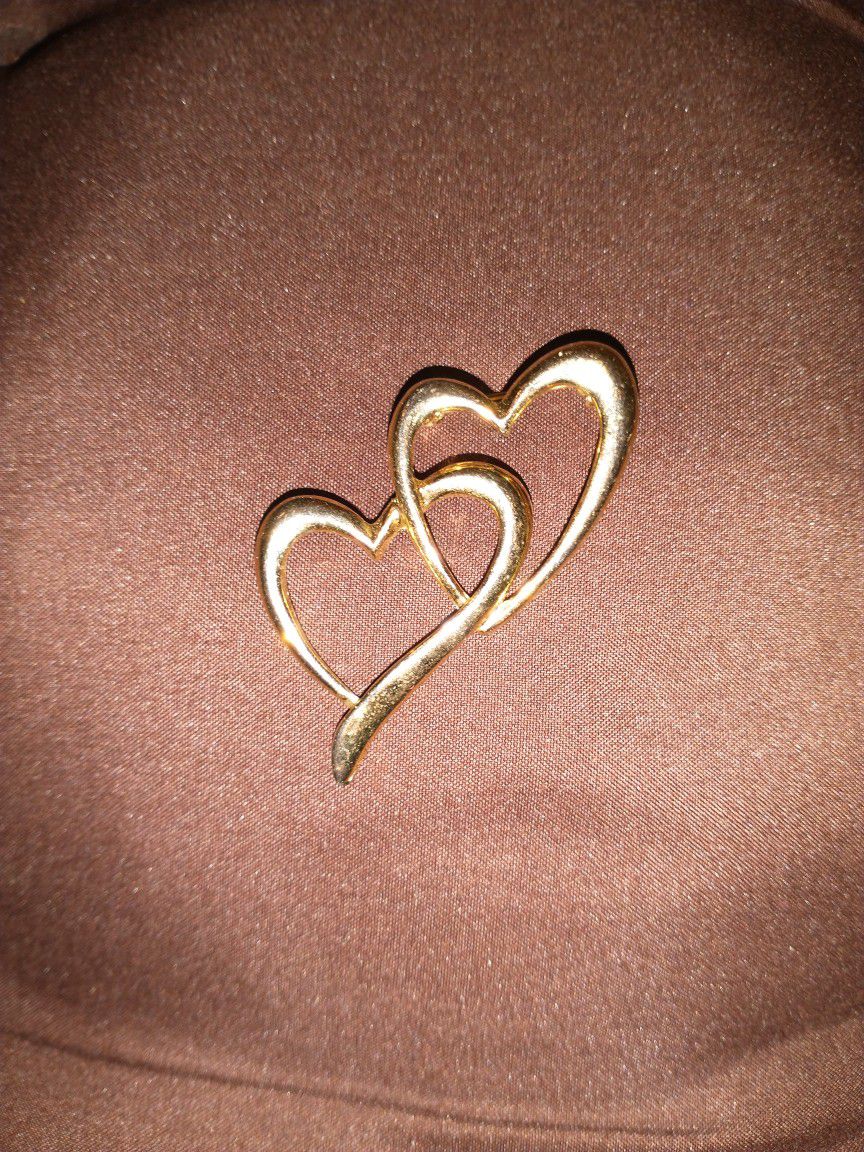 Gold Double Heart Pin / Brooch 