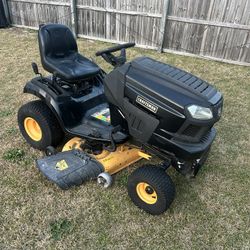 Crafsman Riding Lawnmower 