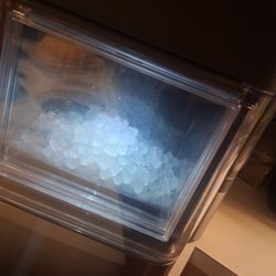 Maytag Profile Nugget Ice Maker 