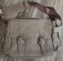 Men's Shoulder Bag,PU Messenger Bag Crossbody Bag Satchel Casual Handbag Business Bag with Shoulder Strap