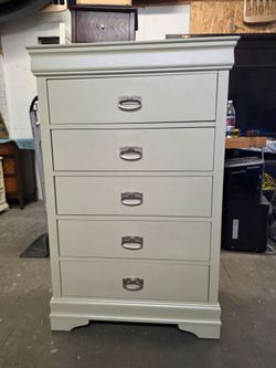 Modern Off White 5 Drawer Tallboy Dresser