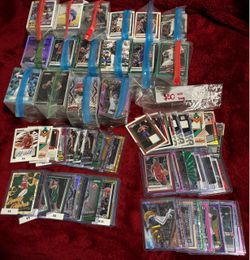 Sports cards & 2 graded cards (NBA,WNBA,MLB)