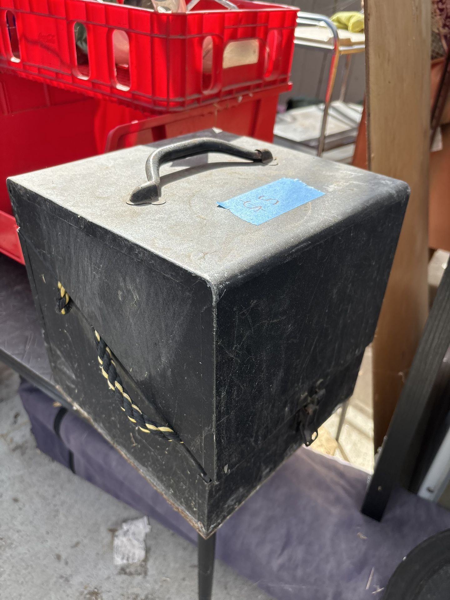 Working Cube Tool Box Filled With Chains & Rope Swings