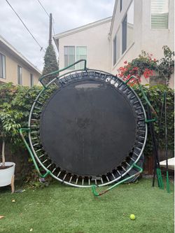 Trampoline, 8ft diameter