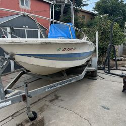 center console boat