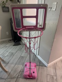 Toddler basketball hoop
