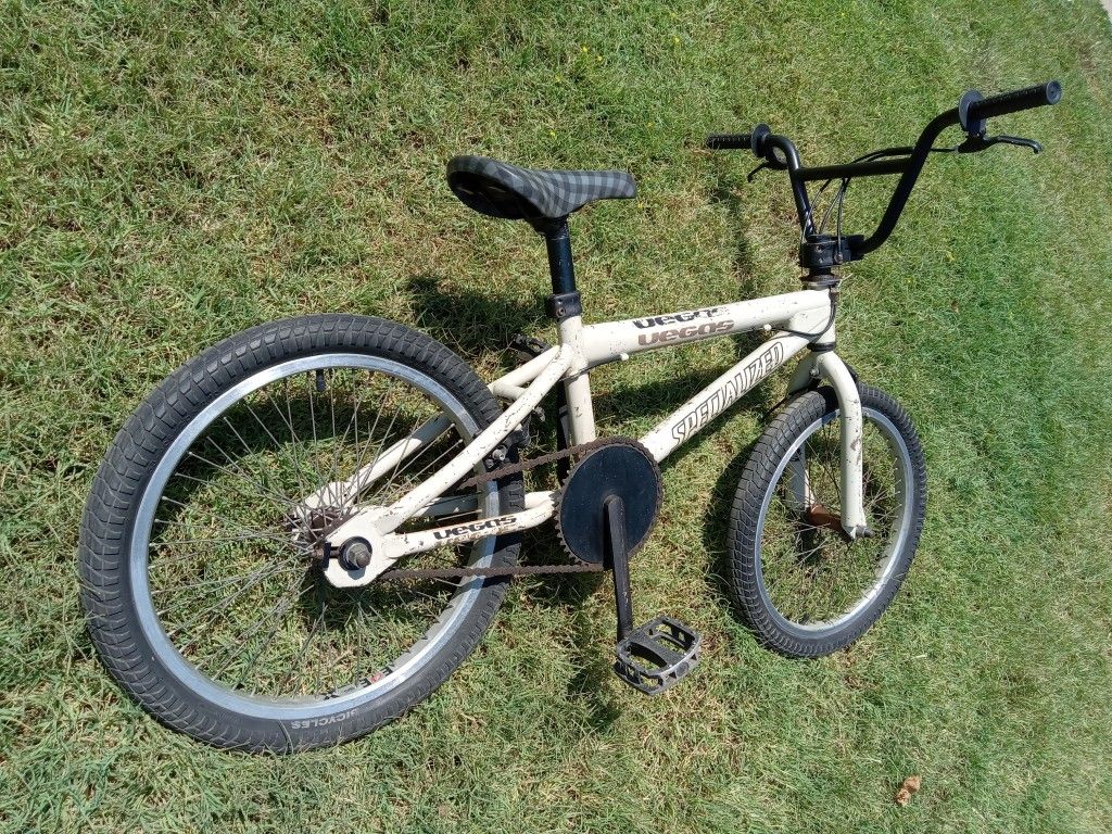 20 INCH 2002 SPECIALIZED VEGAS FREESTYLE DIRT JUMP BMX BICYCLE