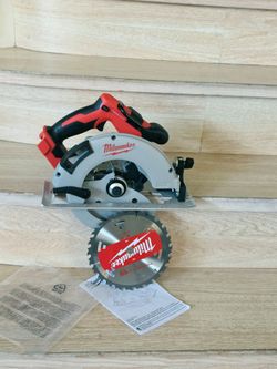 Milwaukee brand new M18 18V Lithium-Ion Brushless Cordless 7-1/4 in. Circular Saw (Tool-Only)
