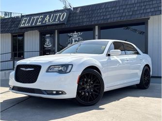 2019 Chrysler 300