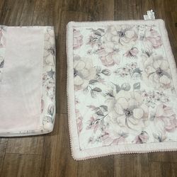 Lambs & ivy changing pad cover, matching crib comforter, and waterproof changing pad