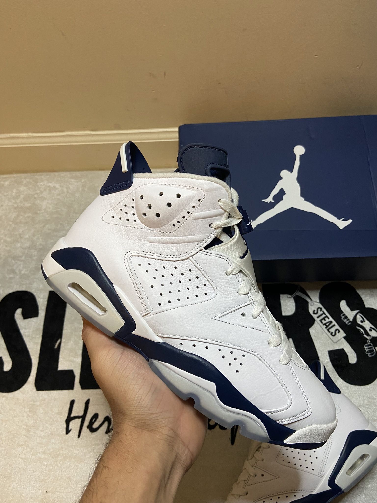 Nike Air Jordan 6 Retro Navy Size 8