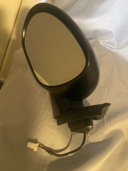 Left driver side mirror.