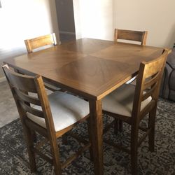 Patterson Counter Set (table and 4 stools)