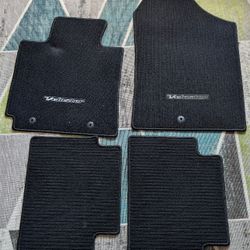 2016 Hyundai Veloster floor mat 