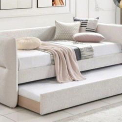 ✅️✅️ Contemporary upholstered Day Bed (Matress not included)