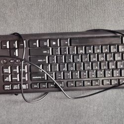 Keyboard - Like New (Need To Go ASAP)