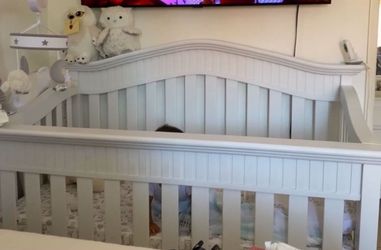 Convertible Crib