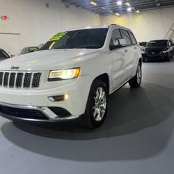 ⭐️ 2014 Jeep Grand Cherokee Summit With HEMI‼️ Clean Title.