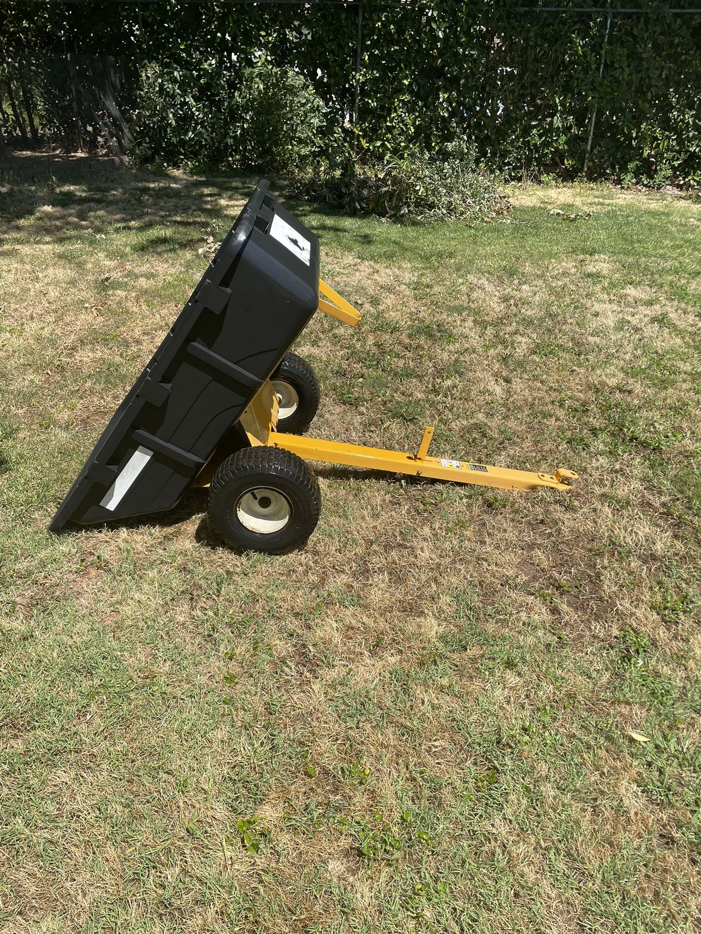 Tractor lawnmower trailer