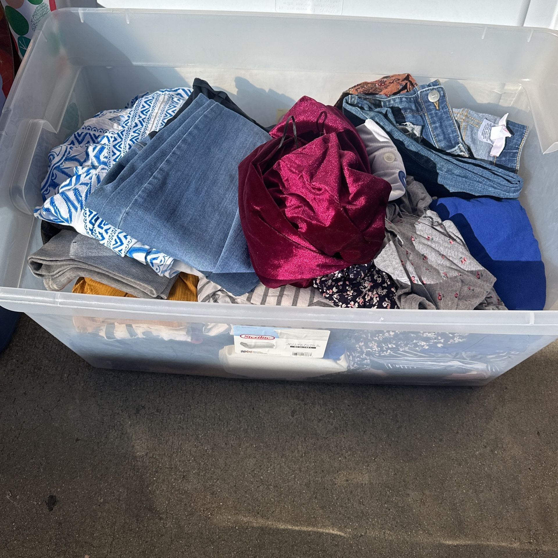 Garage Sale Maternity Clothes,Party Supplies, Baby Clothes, Baby Blankets