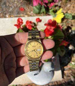 Seiko Vintage Gold Tone Watch 