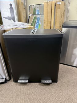 Large Capacity 18.5 Gal. Black Dual Trash and Recycling Bin