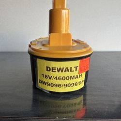 DEWALT 18V BATTERY DC9096 4.5AH $28