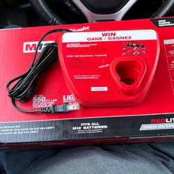 Charger M12 Cargador 