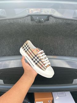 Burberry Shoes