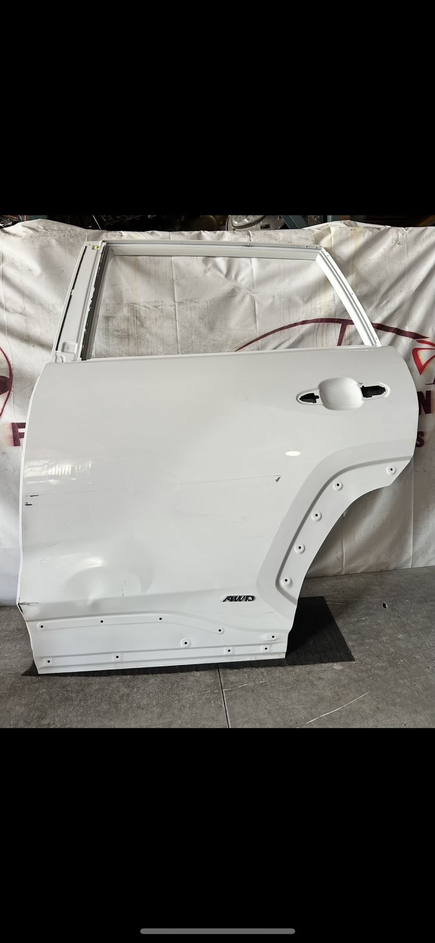 2019 2020 2021 2022 2023 TOYOTA RAV4 LEFT REAR DOOR SHELL (USED)