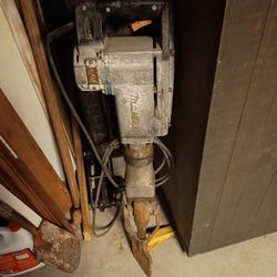 Makita  HPM 1500