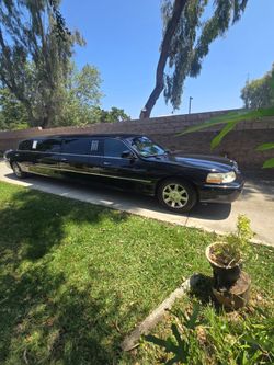 2008 Lincoln Town Car