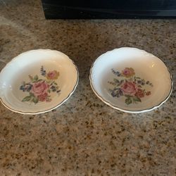 Two Nice Plates Just For 6 Dollars