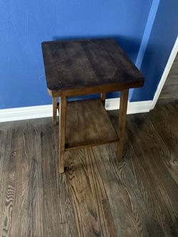 Solid wood and heavy end table or night stand