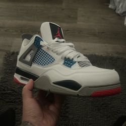 Jordan Retro 4s 