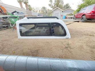 TACOMA 5.5 BED SNUGTOP SUPER SPORT 5ft