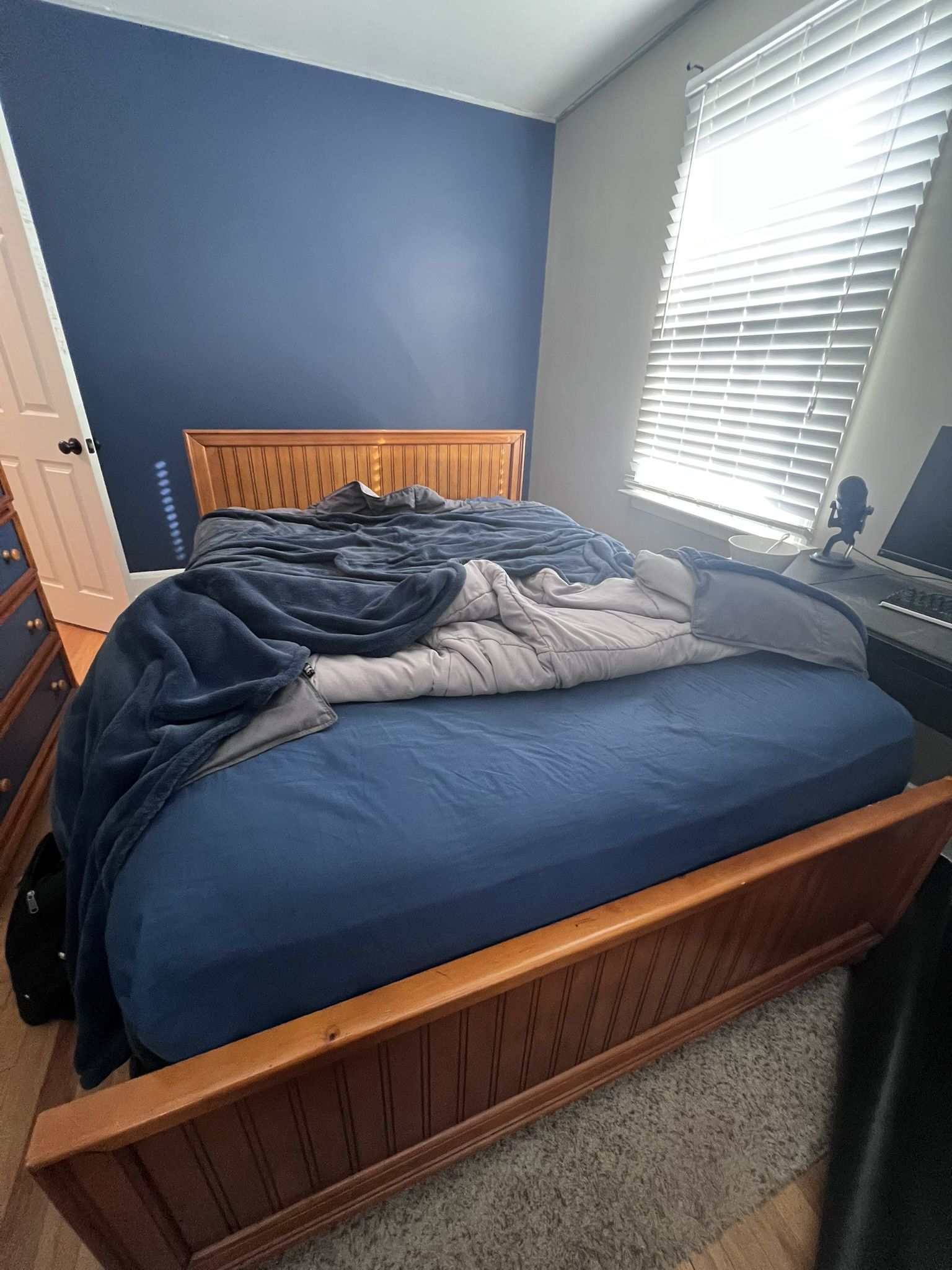 Full bedroom Set