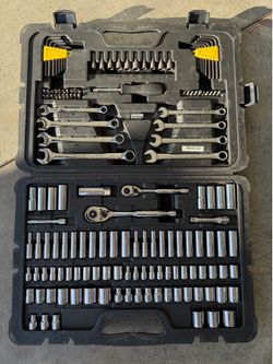150 pc tool set