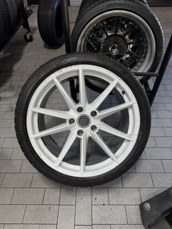 Porsche 992 Rear Wheel