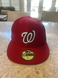 fitted hat