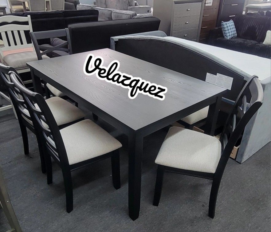 ✅️✅️6 pc dining table set padded seat chairs and bench✅️✅️