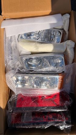 Headlights  Chevy Silverado 2003-2007