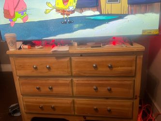 Tv + dresser