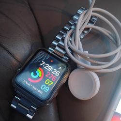 iPhone S & Apple Smartwatch 