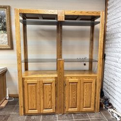 ** SHOWCASE HIGH END OAK WALL UNIT/TV STAND **