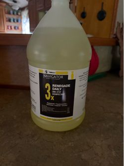 Triple S Navigator 3x Renegade Daily one step disinfectant