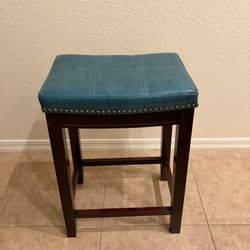 1 Counter Height Stool