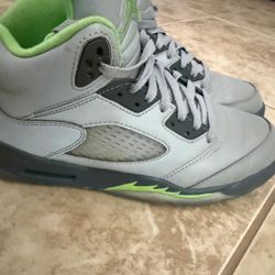 Air Jordan Green Bean Size 7 Male