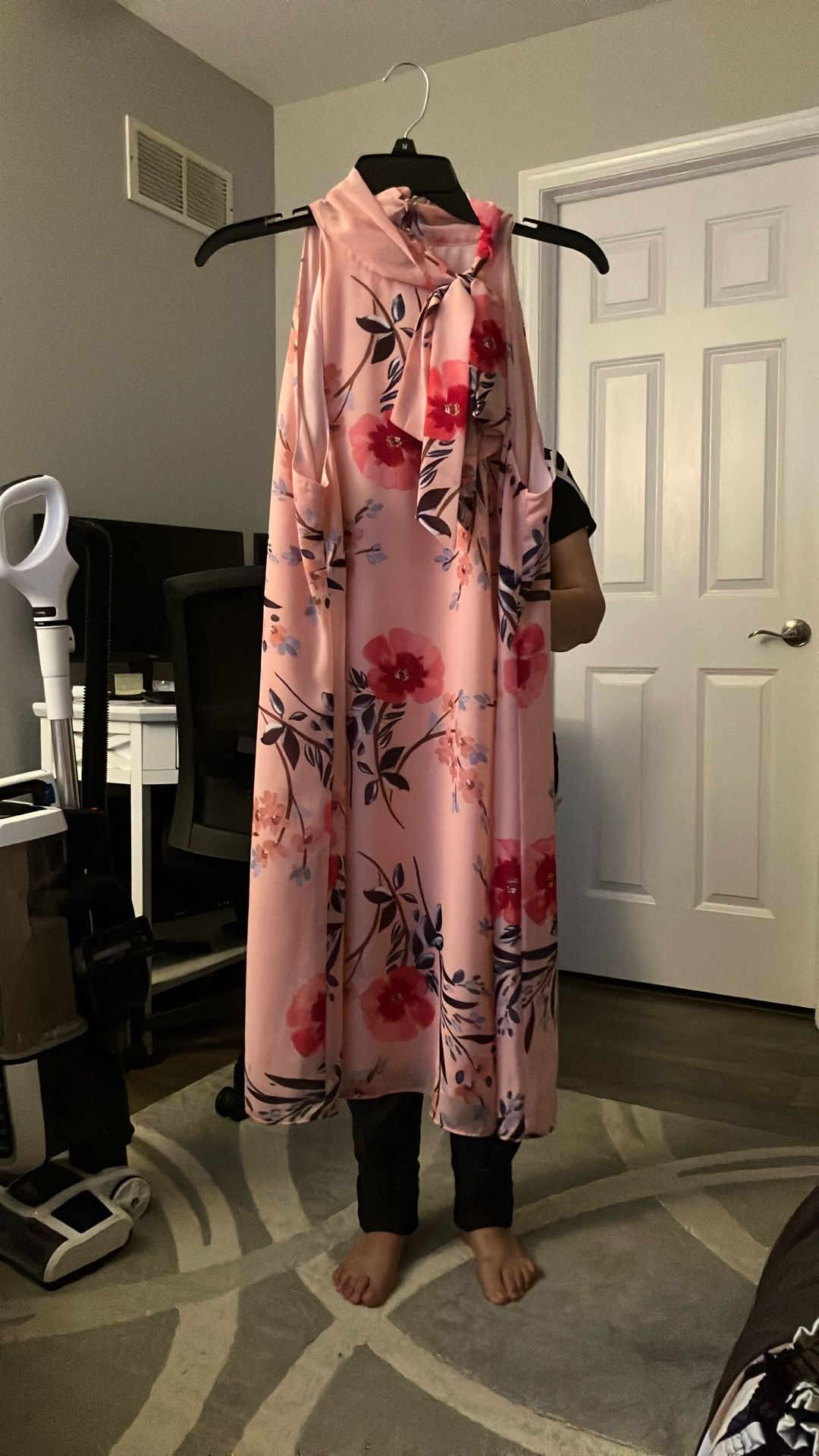 The Brand Is From Vince Camuto The Color Is Pink With Flowers The Size Is 14
